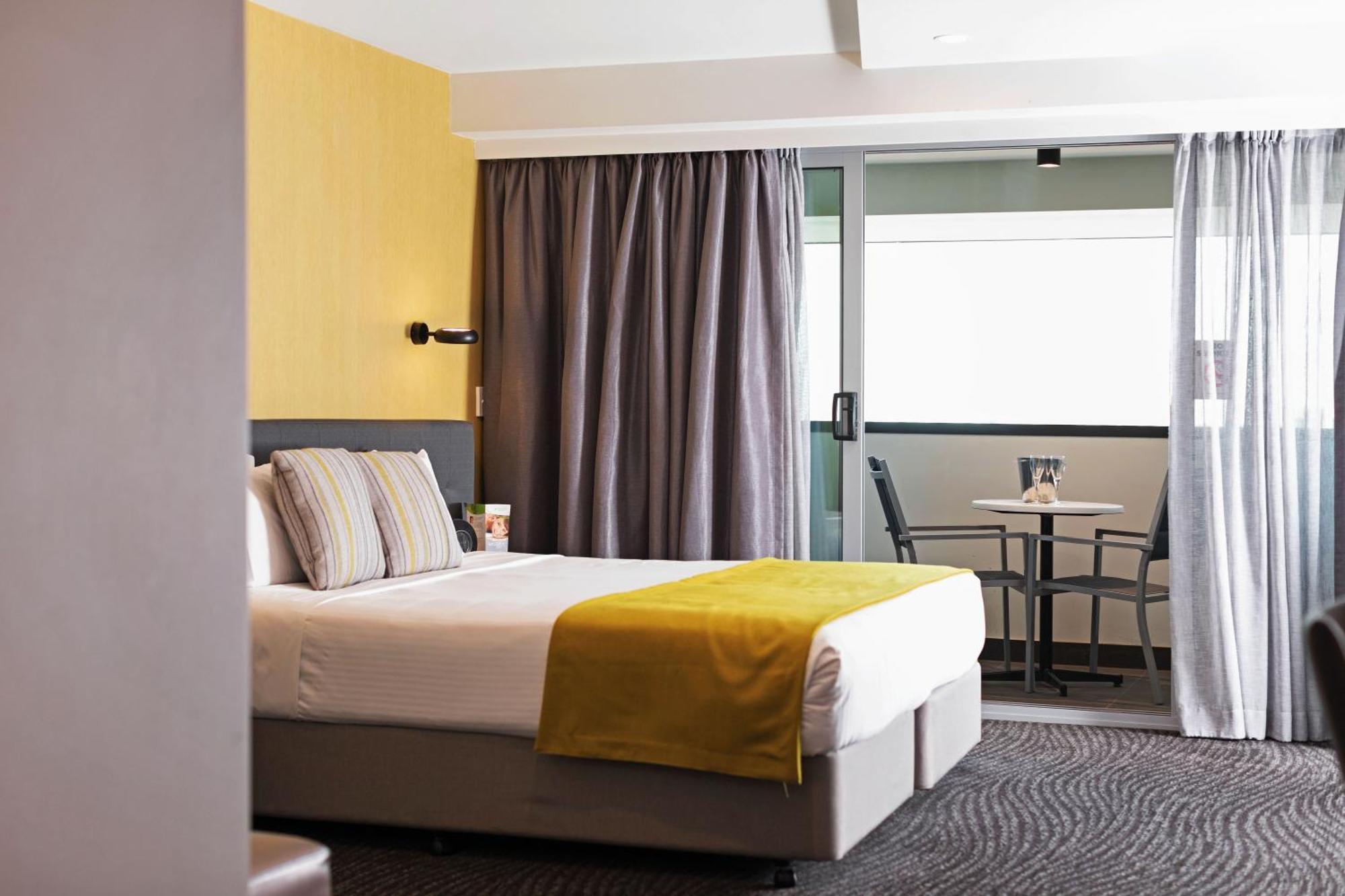 Mercure Melbourne Керолайн-Спрінгз Екстер'єр фото